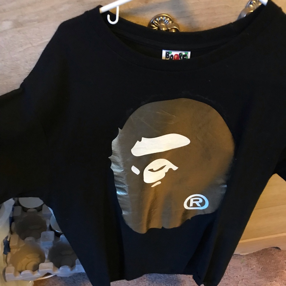 AUTHENTIC BAPE SHIRT SIZE LARGE